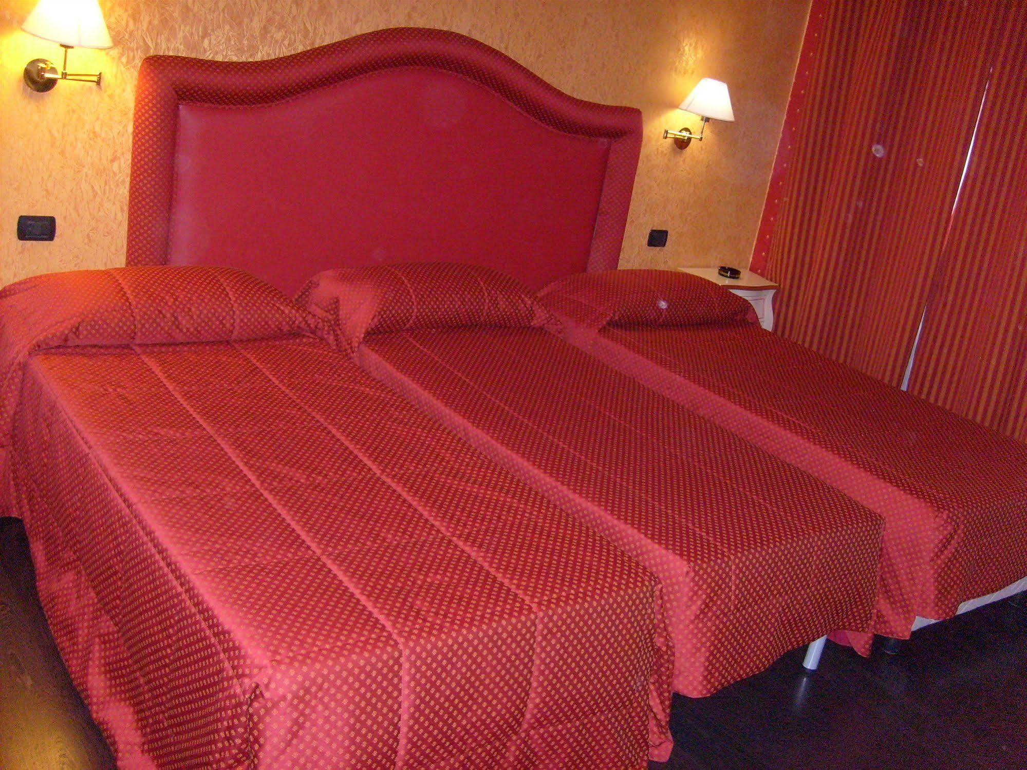 Hotel - Motel Flower Gropello Cairoli Luaran gambar
