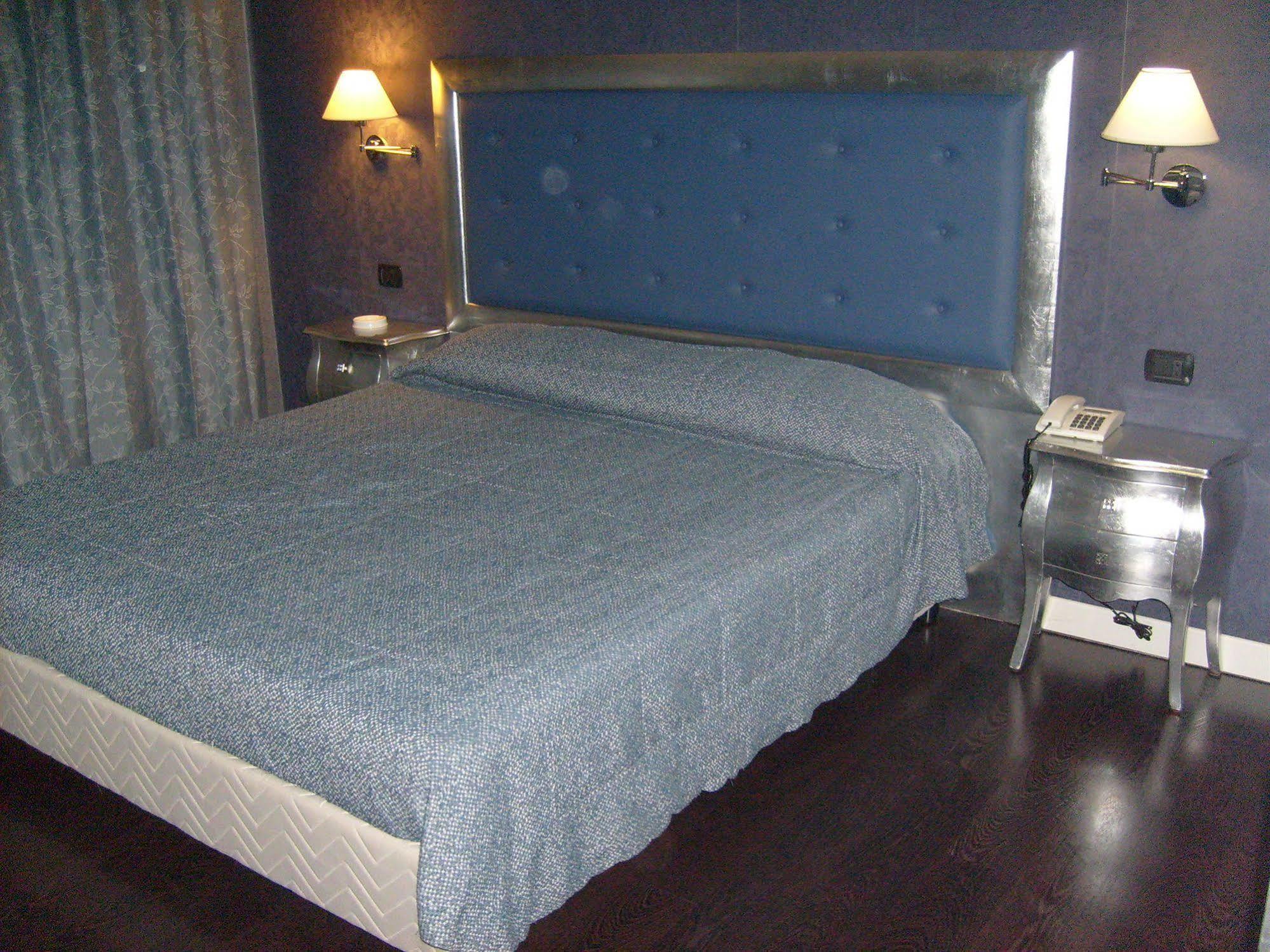 Hotel - Motel Flower Gropello Cairoli Luaran gambar